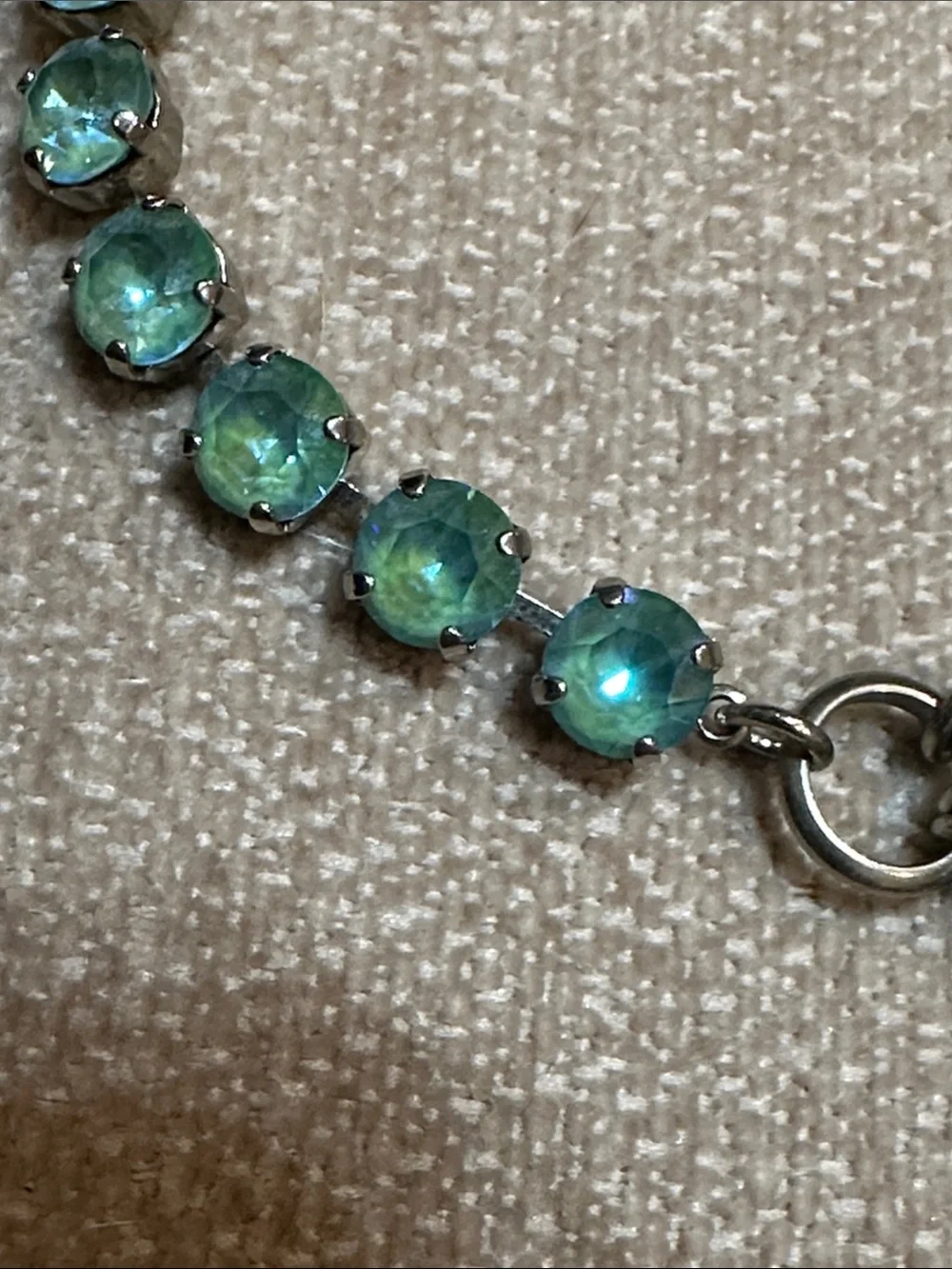 Mariana sparkling green